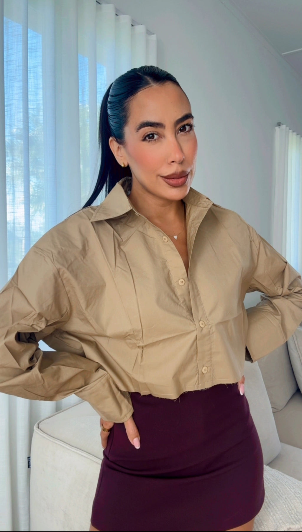 TAUPE CROPPED POPLIN TOP