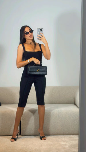 BLACK CAPRIS PANTS