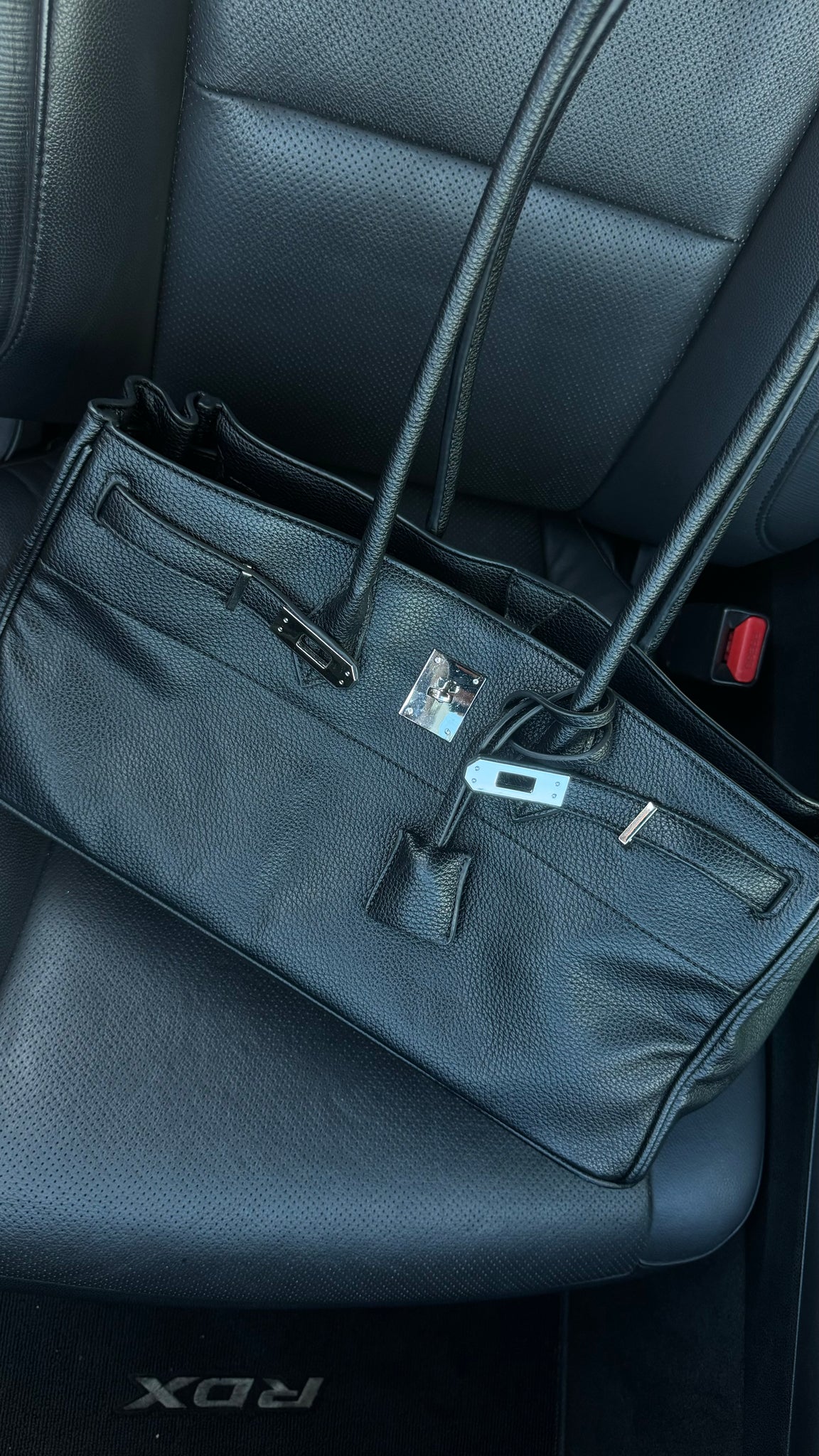 BLACK LEATHER 40” HANDBAG