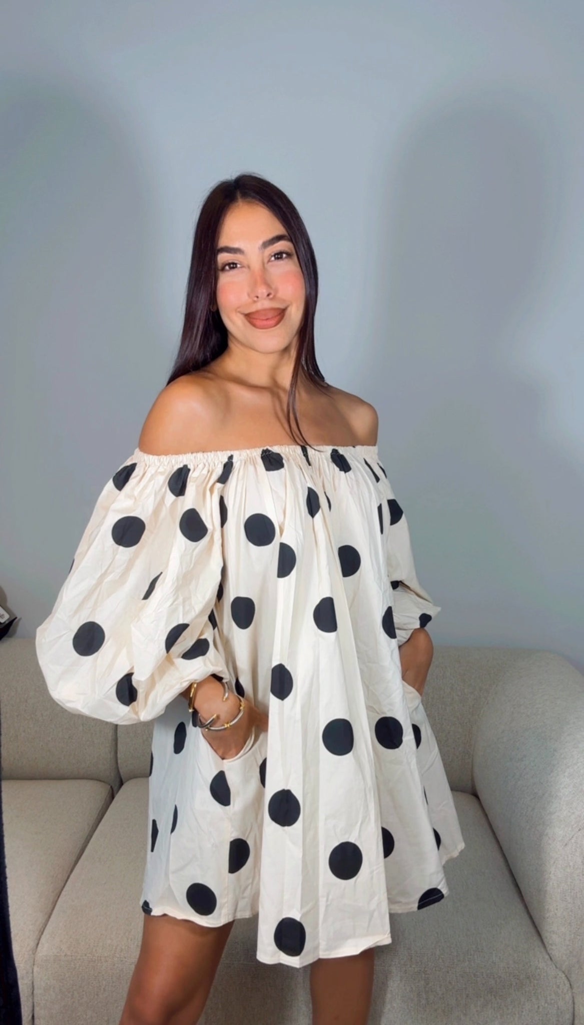 BLACK|IVORY BUBBLE SLEEVES DRESS